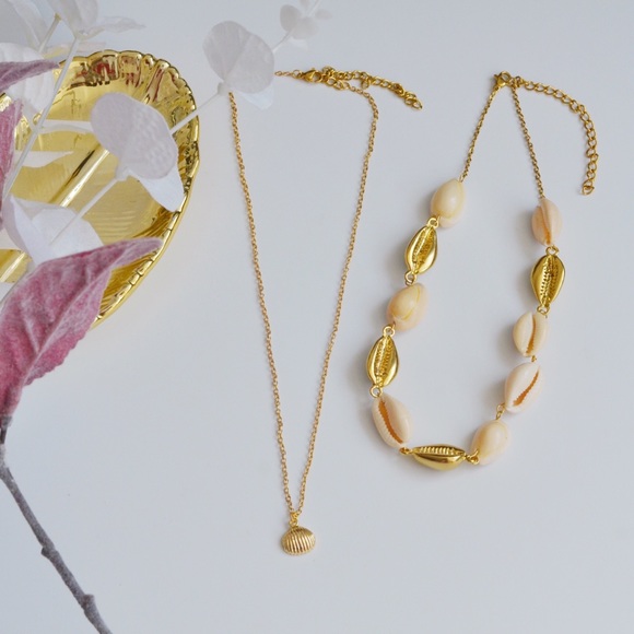 Gold Plated Cowrie Seashell Necklace Choker Set - Picture 3 of 8